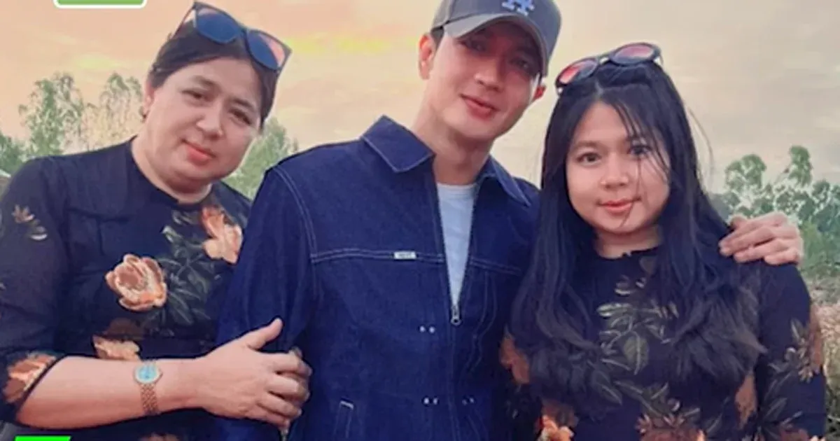 For a while, I talked to Tyn Maung, who said that my mother still didn't trust me